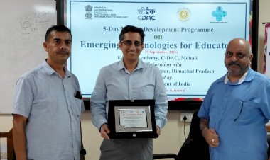 शिक्षकों ने सीखी एआई और अन्य अत्याधुनिक टैक्नोलॉजीज