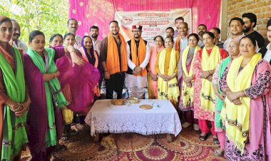 सेवा संकल्प अभियान के विभिन्न कार्यक्रमों में शामिल हुए अनुराग सिंह ठाकुर, नादौन में भारत की महिला कबड्डी टीम को दी एशियन गेम्स स्वर्ण पदक की बधाई