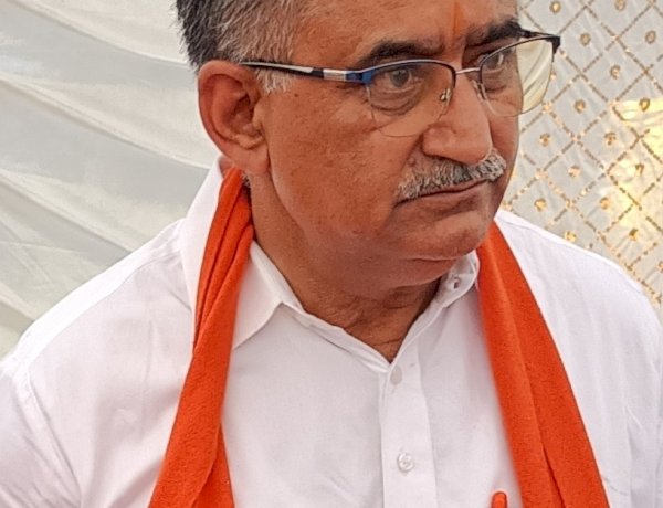 मुख्यमंत्री झूठ बोलना बंद करें, थोड़ा इतिहास के पन्ने भी पलट लीजिए : विजय अग्निहोत्री
