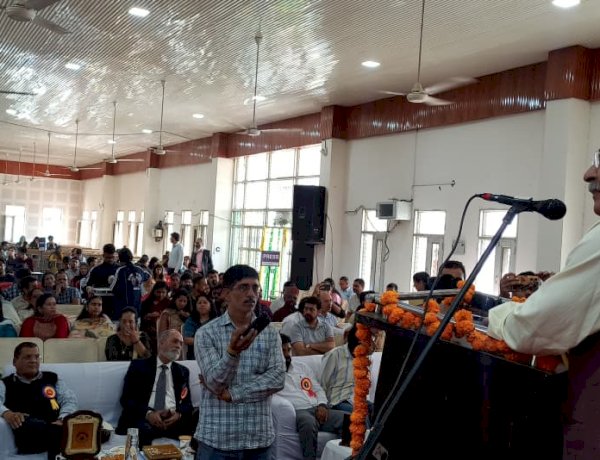 सुनील शर्मा बिट्टू ने किया इंटर कालेज यूथ फेस्टिवल का शुभारंभ