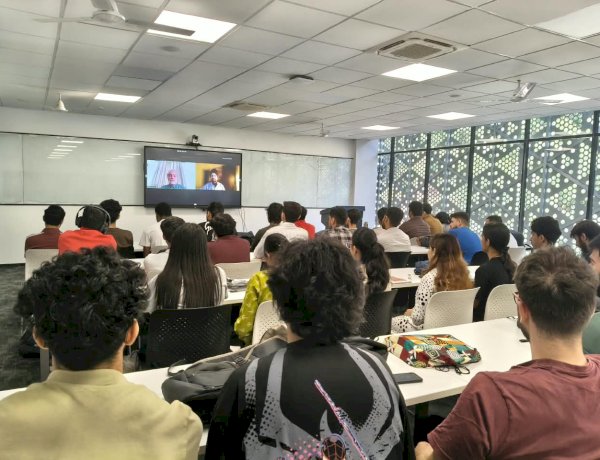 AI का इस्तेमाल करें, लेकिन फैसले खुद लें: शूलिनी में विशेषज्ञ का संदेश