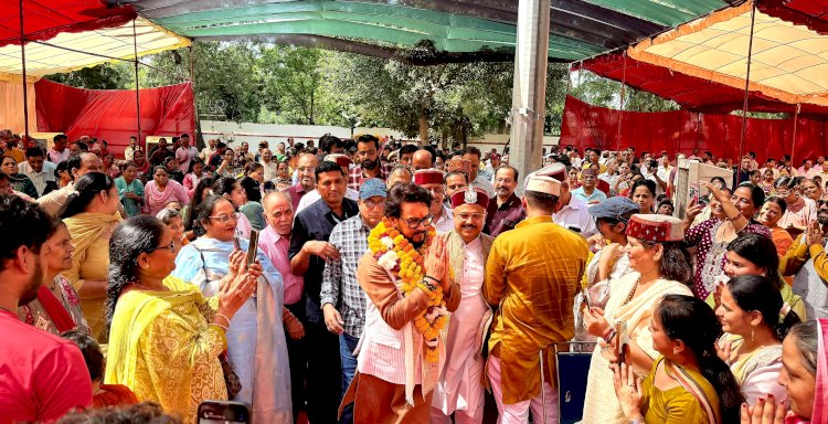 प्रवासी हिमाचलियों ने रखा हिमाचल की टोपी का मान: फरीदाबाद में हिमाचल वेलफेयर एसोसिएशन के समारोह में बोले अनुराग सिंह ठाकुर