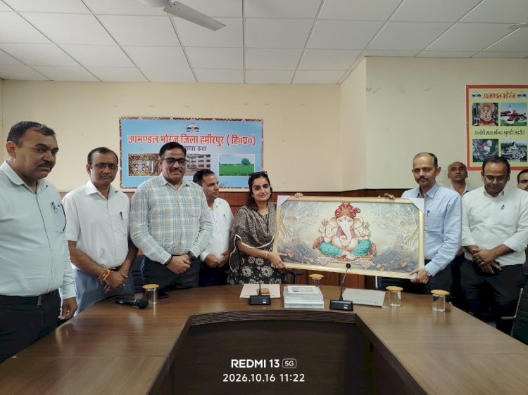 डीसी ने रागी पाउडर के उपयोग एवं बच्चों के पोषण पर महिलाओं के साथ किया संवाद